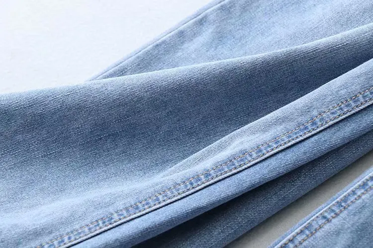 10359837632_1832055227