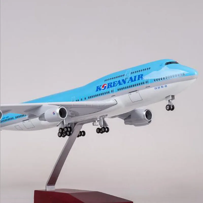 В наличии 1/150 Корейская модель воздушного самолета Boeing 747 A380 лайнера коллекции