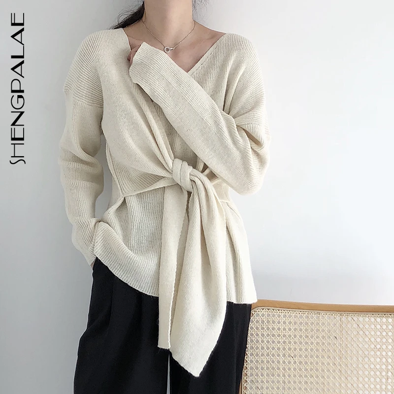 

SHENGPALAE 2019 Chic Chalaza Fashion Knitting V Lead Pullover Long Sleeve Waist Bandage Korean Knitted Woman Coat FN946