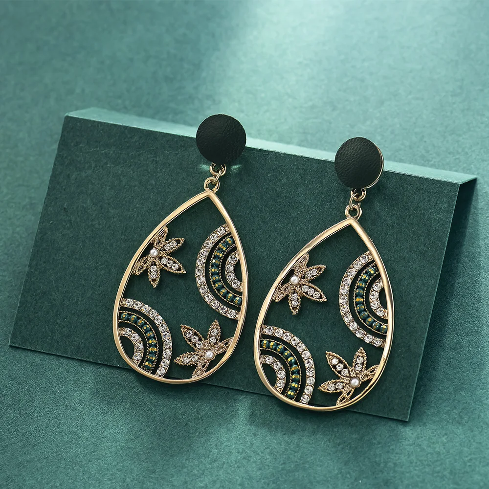 

Viennois Vintage Gold Color Ethnic Style Dangle Earrings For Women Green Leather Rhinestone Flower Drop Earrings Antique Jewelry