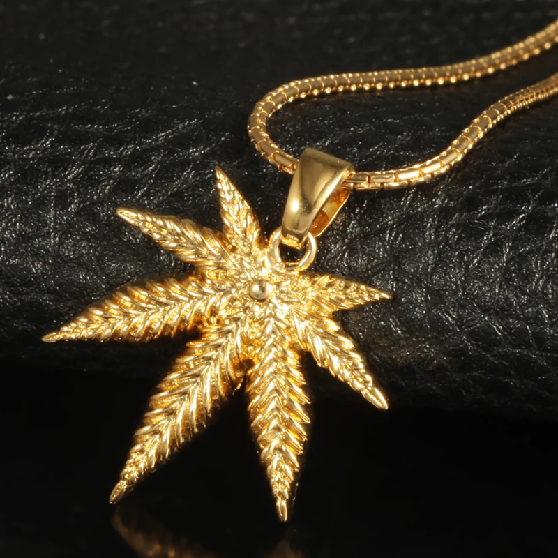 

Yesucan Fashion Long Chain Hiphop Necklace&pendant Mujer Necklace Beautiful Maple Leaf Plants Male Necklace Sweater Chain Luxury