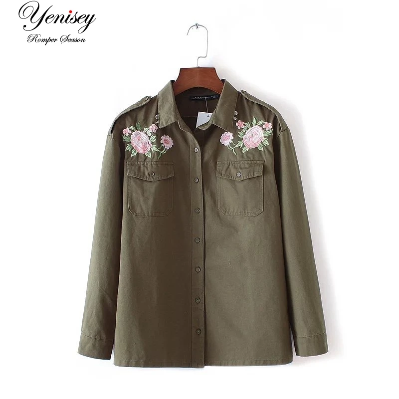 

YD-45-8231 Europe fashion flower embroidery Lapel badges in the Green Jackets