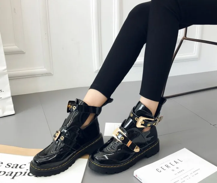 designer buckle boots