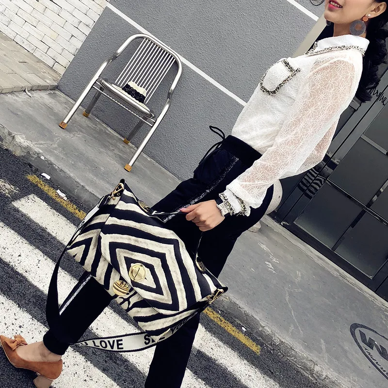 envelope bag stylish female big handbag leisure shoulder bag women zebra grain large capacity pu leather bag for girls tote (20)