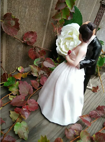 "Да к Роза" Пользовательские невесты и жениха Пара Статуэтка Свадебный торт Топпер