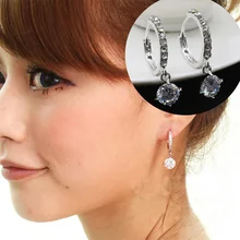 De Cristal de prata Brincos de Argola Mulheres Pequeno Círculo Huggie Brinco Dangle Charme Strass Zircão Eardrop Ear Jóias Acessórios(China)