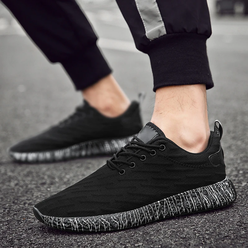 

new summer men's shoes Korean version of the trend of wild men's sports and leisure running tide shoes breathable shoes spring