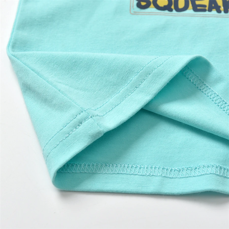 7440949434_734507593