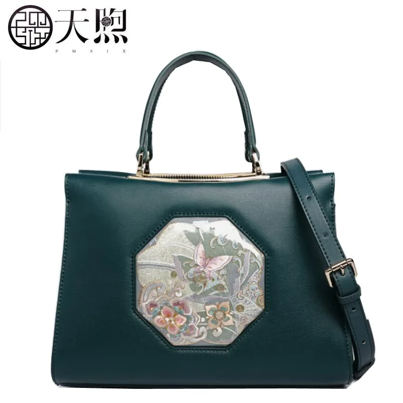 

2019 new fashion leather ladies handbag National style retro handmade leather carving brand bag female