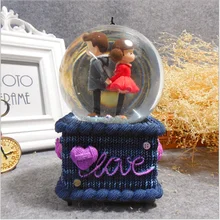 lovely music box the couple design desk decorative crystal ball ornament birthday souvneir gifts for home decor and collection
