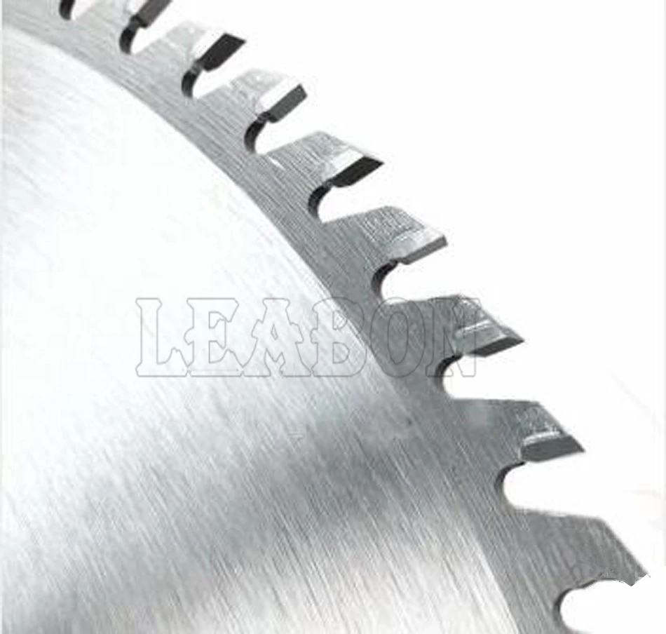 300mm diameter x 30mm center hole x 40 teeth TCT wood saw disc cutting blade for cutting log wood 300mm diameter x 30mm center hole x 40 teeth TCT wood saw disc cutting blade for cutting log wood