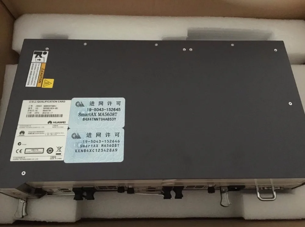 MA5608T GEPON OLT 1 * MUCD MPWC GPON/EPON Оптический линейный терминал с H801 ETHB 8 Порт GE uplink board |
