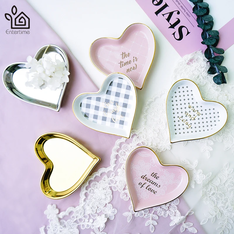 

Enntertime Small Heart Shape Porcelain Plate Hand-painted Saucer Ceramic Jewelry Dish Decorative Tray Table Decoration