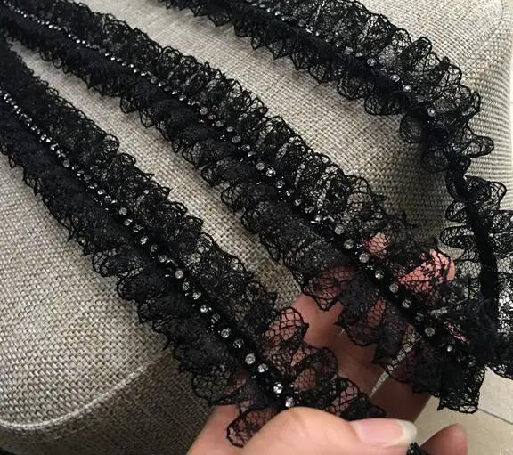 4CM-Wide-New-beads-Embroidery-White-black-flower-tulle-lace-fabric-trim-ribbon-DIY-sewing-applique (3)