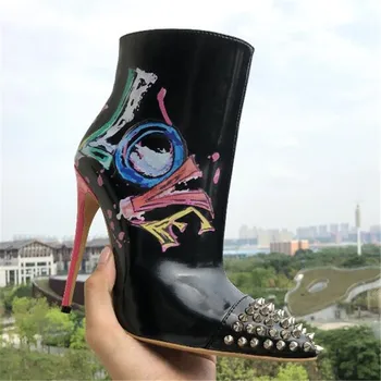 

Rivet Shoes Women Fashion Zapatos De Mujer Pointed Toe Thin Heel Boots Women Retro Spiked Botas Mujer Mixed Color Bota Feminina
