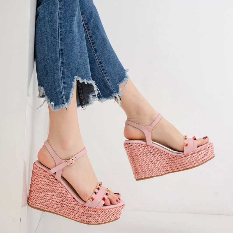 

Women's sandals feet length 22-24cm straw weave rivet Leather sandals Super high heel platform Hot spring and summer Essential
