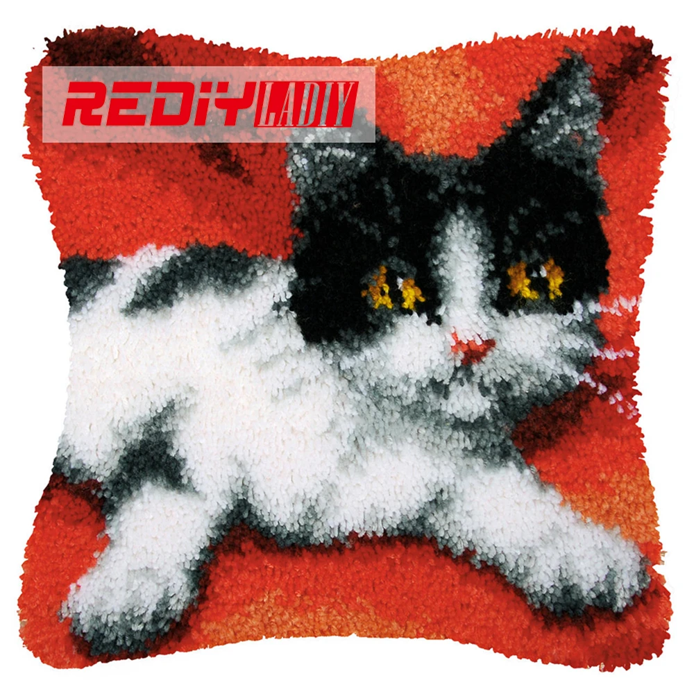 

REDIY Latch Hook Cushion Kits for Embroidery Yarn Needlework Sofa Decorative Pillow Printed Canvas Black and White Kitten BZ750