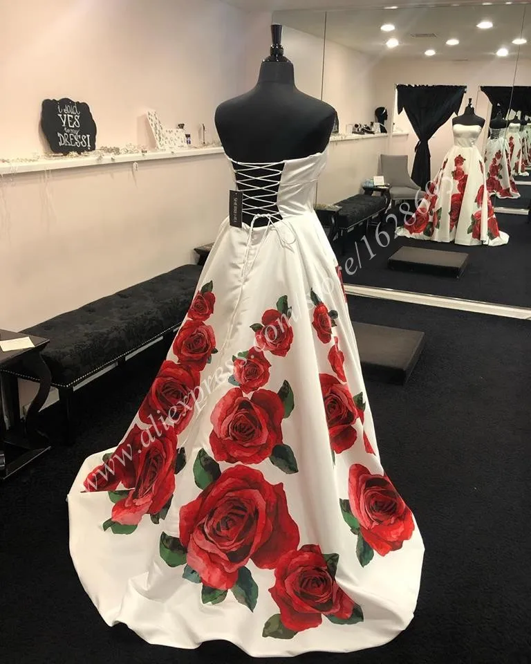 Cetak Floral Mawar Gaun Prom 2k19 Hitam 