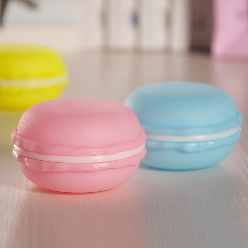 

12pcs Creative Candy Box Round Mini Plastic Candy Box Container for Halloween Children XH8Z