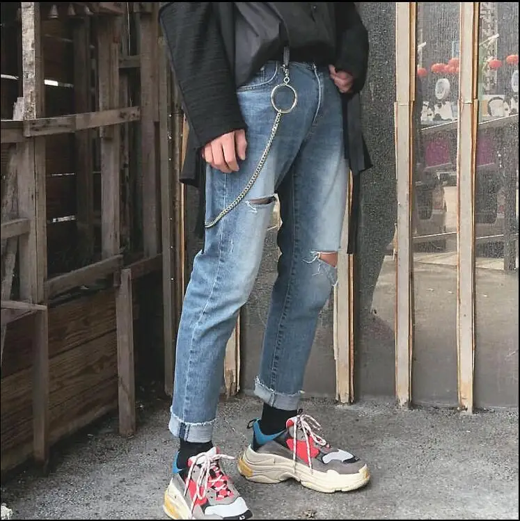 5609