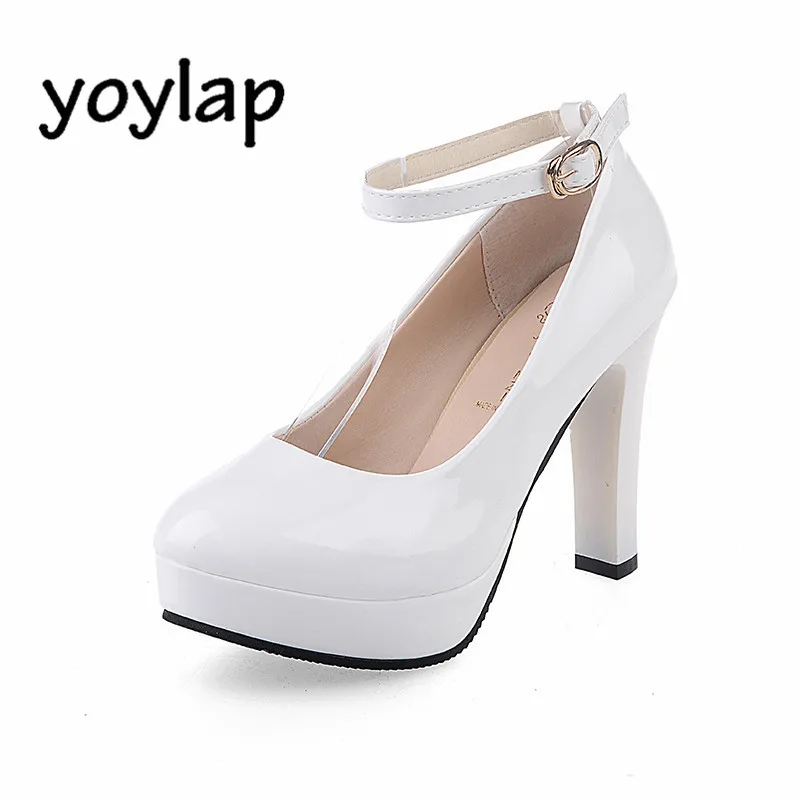 

2018 Spring and Autumn New Korean Water-proof Platform Women's Shoes with High Heels Round Head Buckle with Patent Leather Pumps
