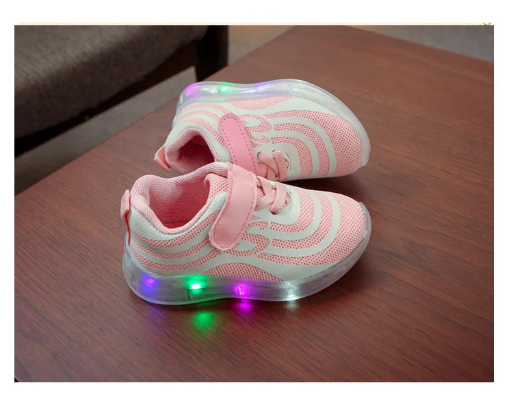 New Glowing Sneakers Air Mesh Breathable Children LED Lights Shoes Luminous Sneakers for Boys and Girls Fluorescent Shoes