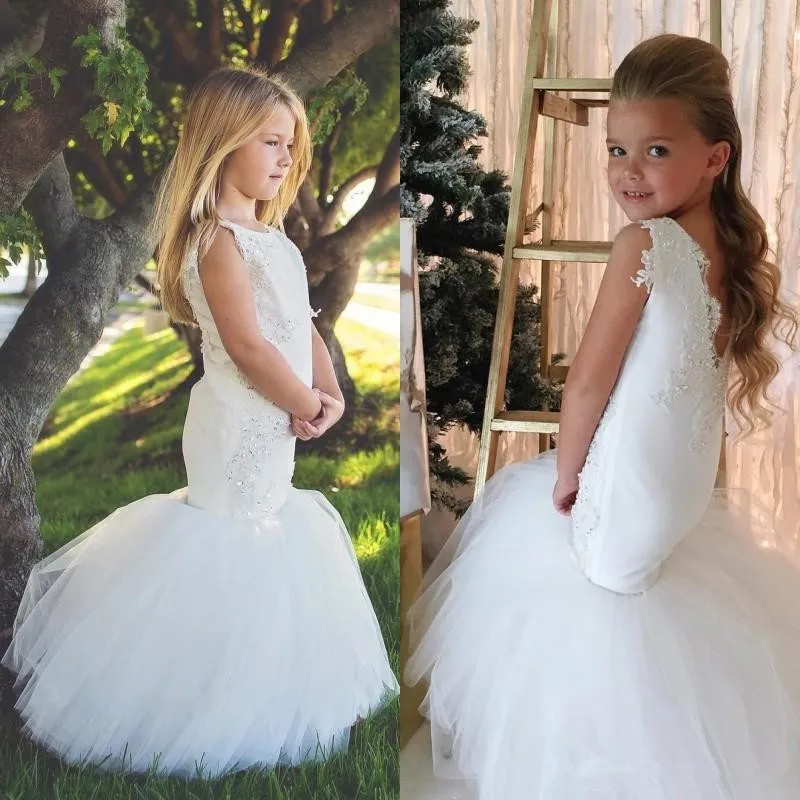 country-wedding-white-mermaid-flower-girls-dresses-tulle-ball-gown-train-lace-applique-beads-little-girls-pageant-dress-holy-communion-dress (5)_
