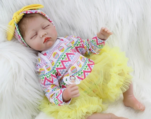 55 CM Soft Cloth Body Silicone Reborn Girl Doll Realistic Sleeping Newborn Babies Birthday Gift Present Kid Fashion Toy 6