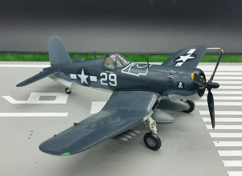 1: 72 масштабная модель игрушки Второй мировой войны США F4U-1 модель истребителя труба ручные коллекционные модели