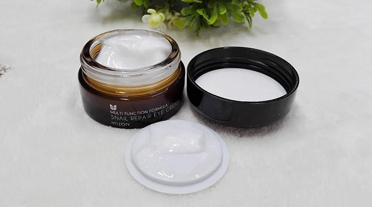 

2018 New Snail Extract Anti Wrinkle and Eye Bag Remove Dark Circles Facial Skin Care Snail Cream 25ML tool set 70 80
