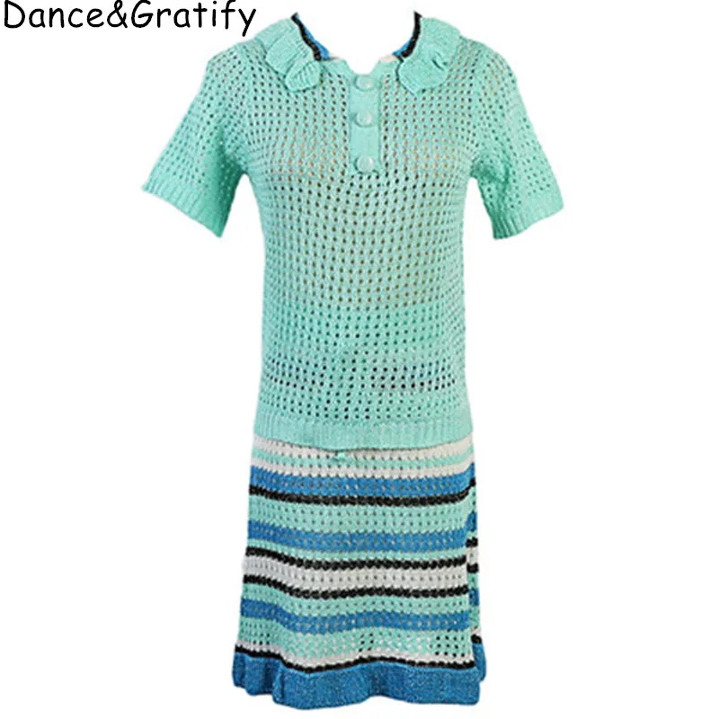 

2019 New Autumn French Elegant Knitting Sweater Two Piece Twinset Outfit Women Knitted Pullover and Mini Short Striped Suit