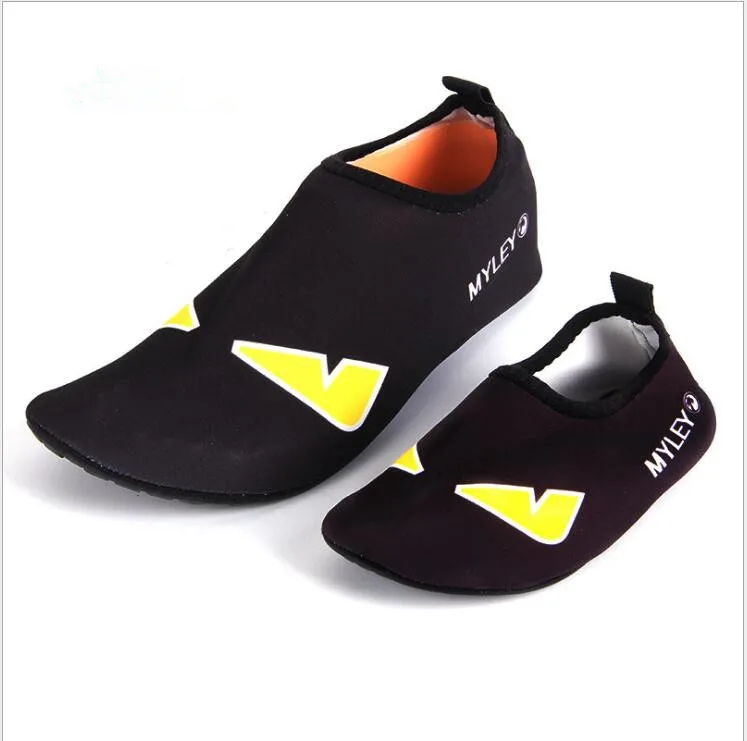 

Summer Boys Water Shoes Barefoot Footwear Light Weight Kids Quick Drying Aqua Shoes Child Beach Pool Cartoon Shoe
