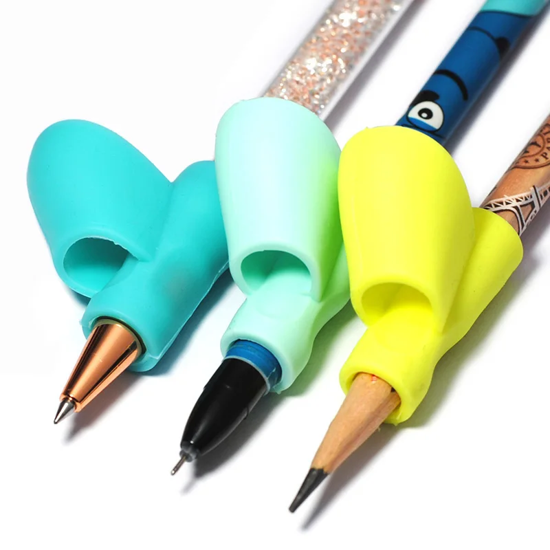 

Pencil Grip Ergonomic Writing Aid for Righties Kids Learning Hold Pen Writing Posture Correct Fit on Pencil Pen Crayon Drawing
