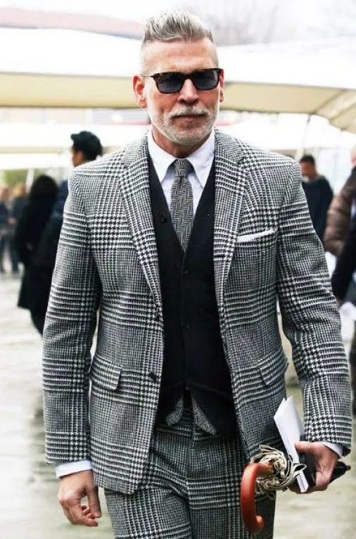 

Vintage Mens 3 Piece Tweed Plaid Suits Notch Lapel Men Slim Fit Suits Groomsmen Tuxedos Wedding Suits(jacket+pant+vest)