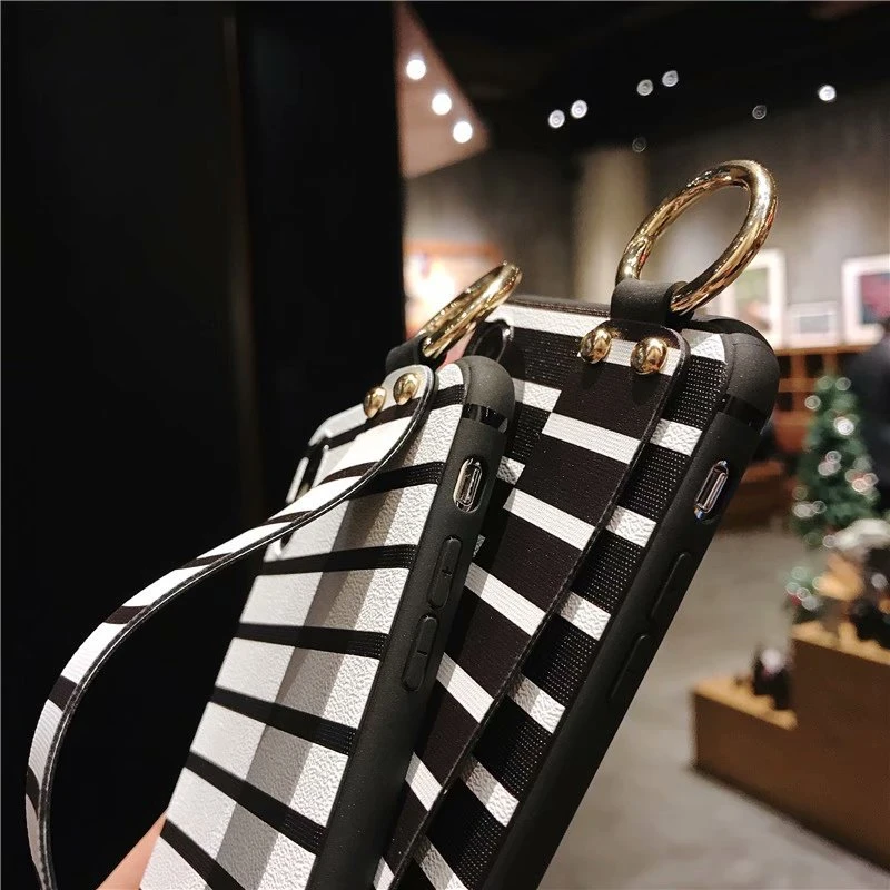 9821285298_572715788_