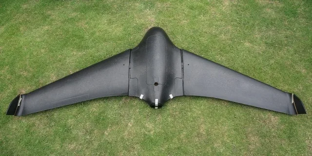 [Funny] 2122mm Skywalker Black x-8 FPV EPO Large Flying Wing Airplane Latest Version X8 RC Drones Plane Remote Control Toy 2