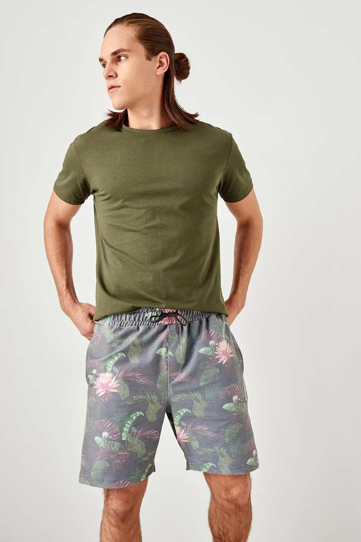 

Trendyol Navy Blue Men 'S Printed Shorts TMNSS19QA0199