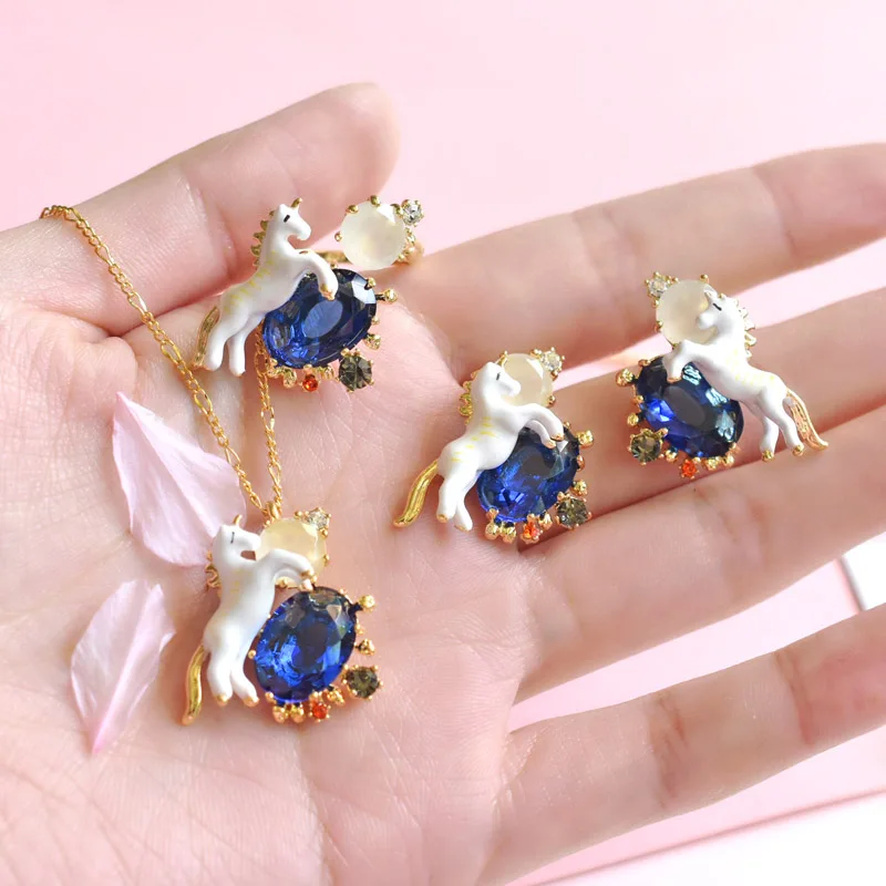 

Warmhome Trendy Jewelry Enamel Glaze Fashion 2018 Gold White Unicorn Zircon Necklace Pendan Stud Earrings Open Ring For Women