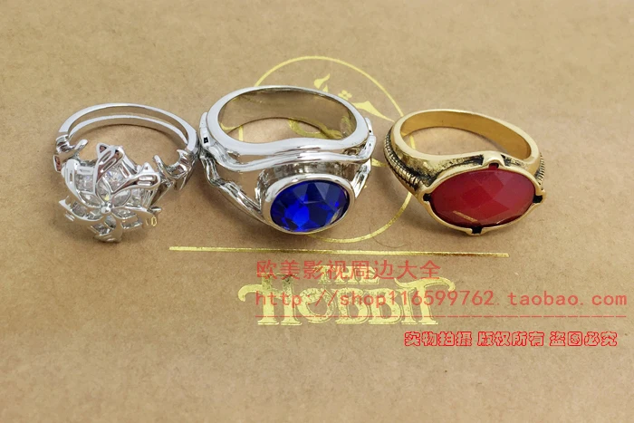 стих про кольца из властелина колец. властелин колец 9 королей. три кольца премудрым эльфам. три кольца премудрым эльфам. 3 эльфийских кольца властелин колец.