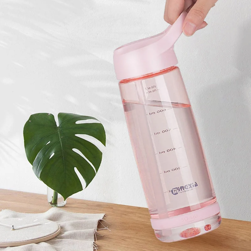 Мода Bpa-free большая емкость дорожная чашка открытый пластиковый студенческий портативные бутылки для воды рукоятка соломы спортивный чайник