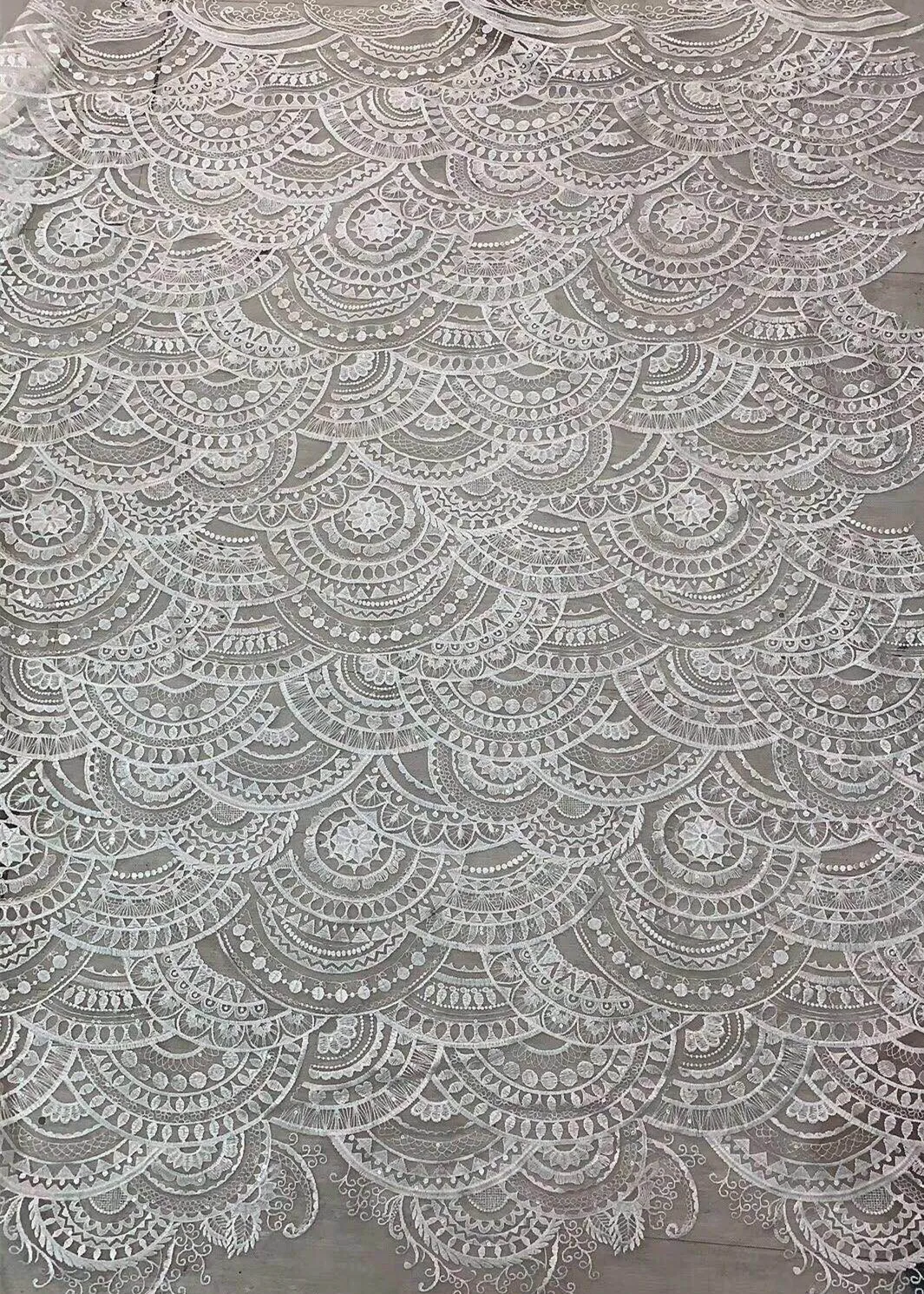 Стиль Goregous off white блестки геометрический узор ткань Африканский французский Тюль Вышивка свадебное платье кружевная ткань