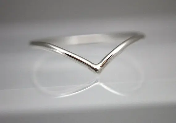 Stunning Solid Silver Hammered Chevron Rings for Women Midi Ring Knuckle V Bride Wedding Band Minimalist Jewelry | Украшения и