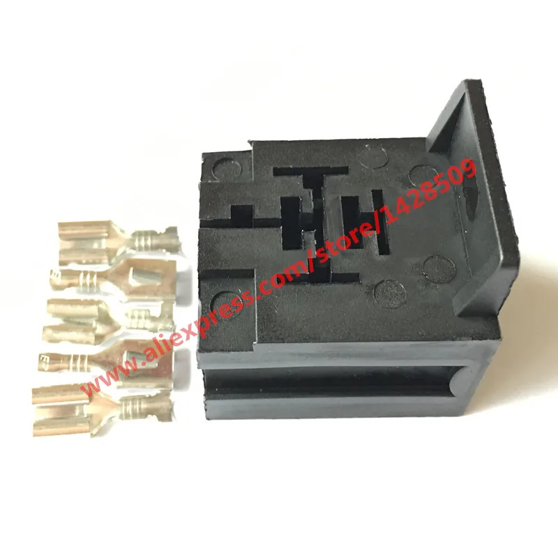 

5 Sets 5 Pin 5 Ways Auto Relay Socket 6.3 Automotive Electric Plastic Wire Connector