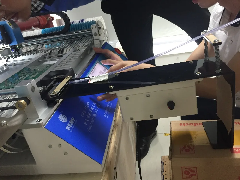 Производственная линия SMT: 3040 Трафаретный принтер + CHMT48VB Pick and Place machine
