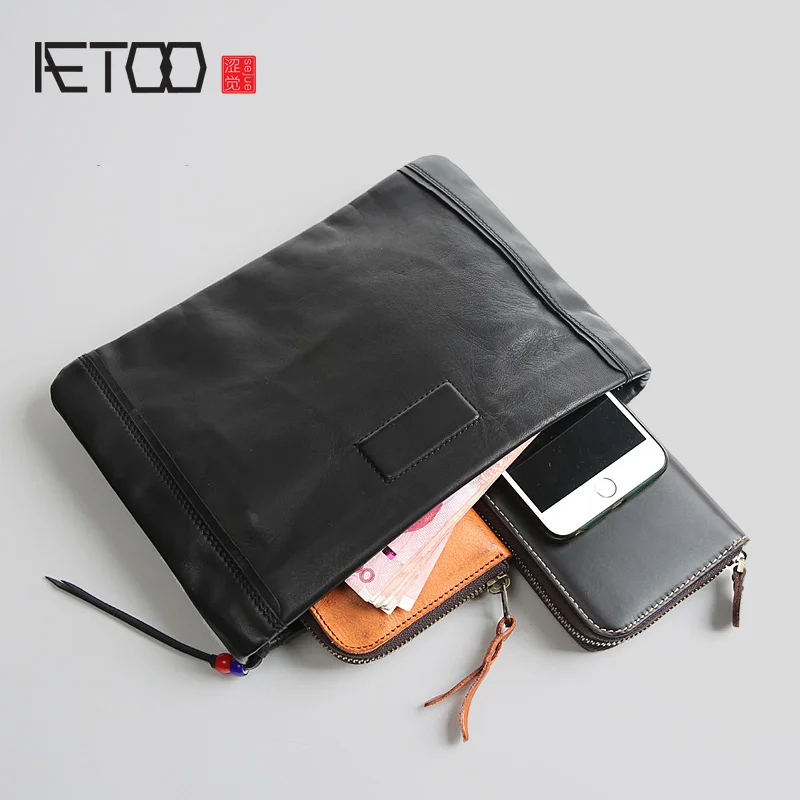 

AETOO 100% genuine leather Men's Handbags vintage mini day clutches men bag