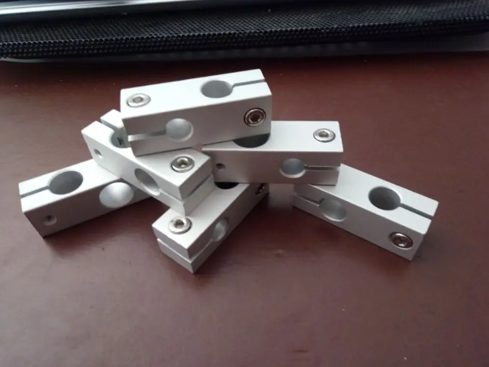 Stainless steel tube cross clamp pillar clamp double orifice fitting