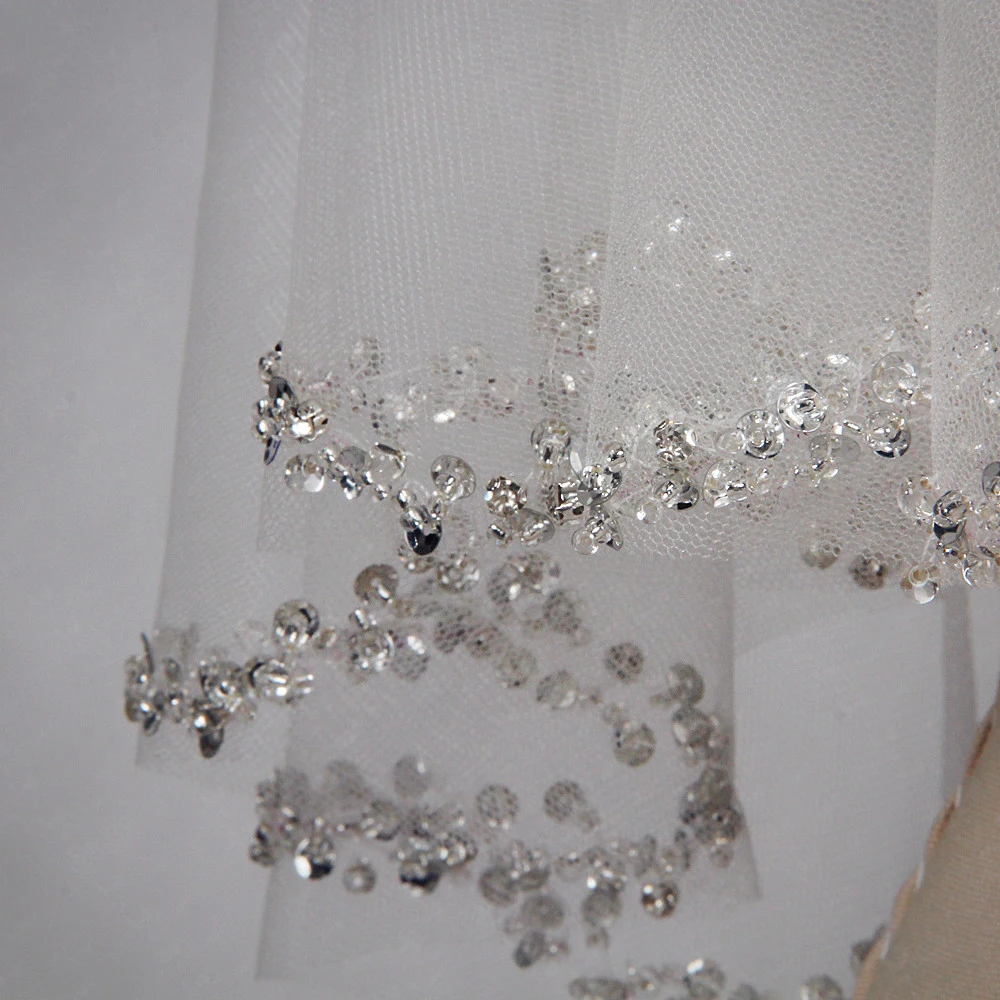 2018-Short-Beaded-Wedding-Veil-Two-Layer-White-Ivory-Sequin-Tulle-75-CM-Length-With-Comb (1)