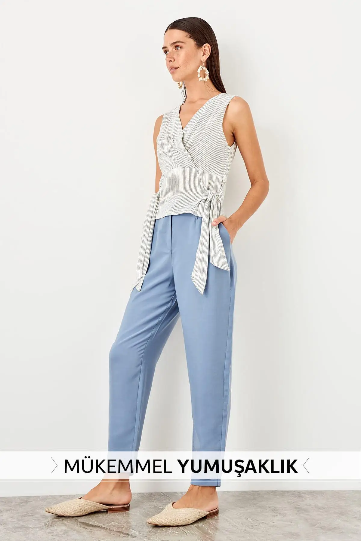 Trendyol Mavi Lyocell морские брюки TOFSS19ST0009