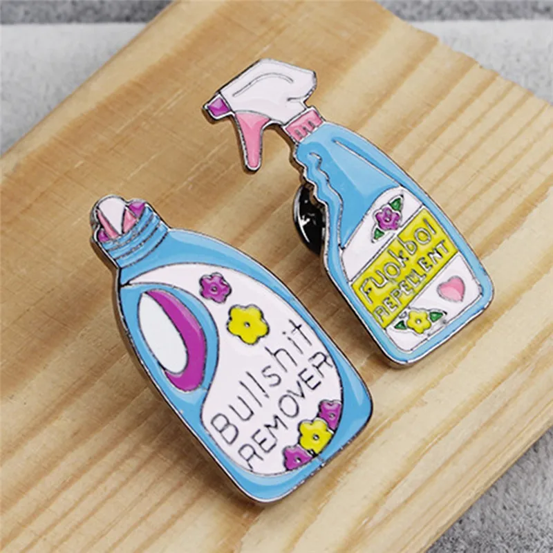 Мультяшная моющая брошь Репеллент для удаления мусора забавная Чистка спрей
