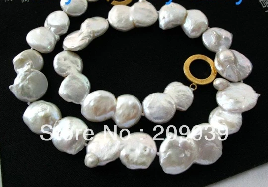 

huij 003041 30mm White Unusual Twins Coin Freshwater Pearl Necklace